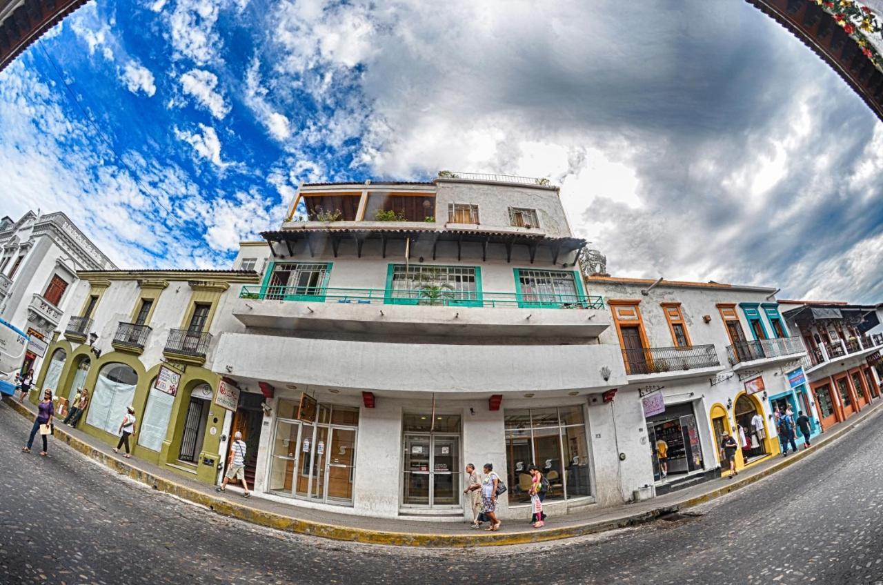 Casa Kraken Hostel Puerto Vallarta Exterior photo