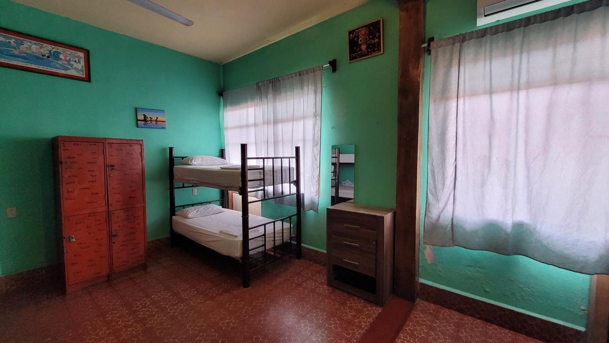 Casa Kraken Hostel Puerto Vallarta Exterior photo